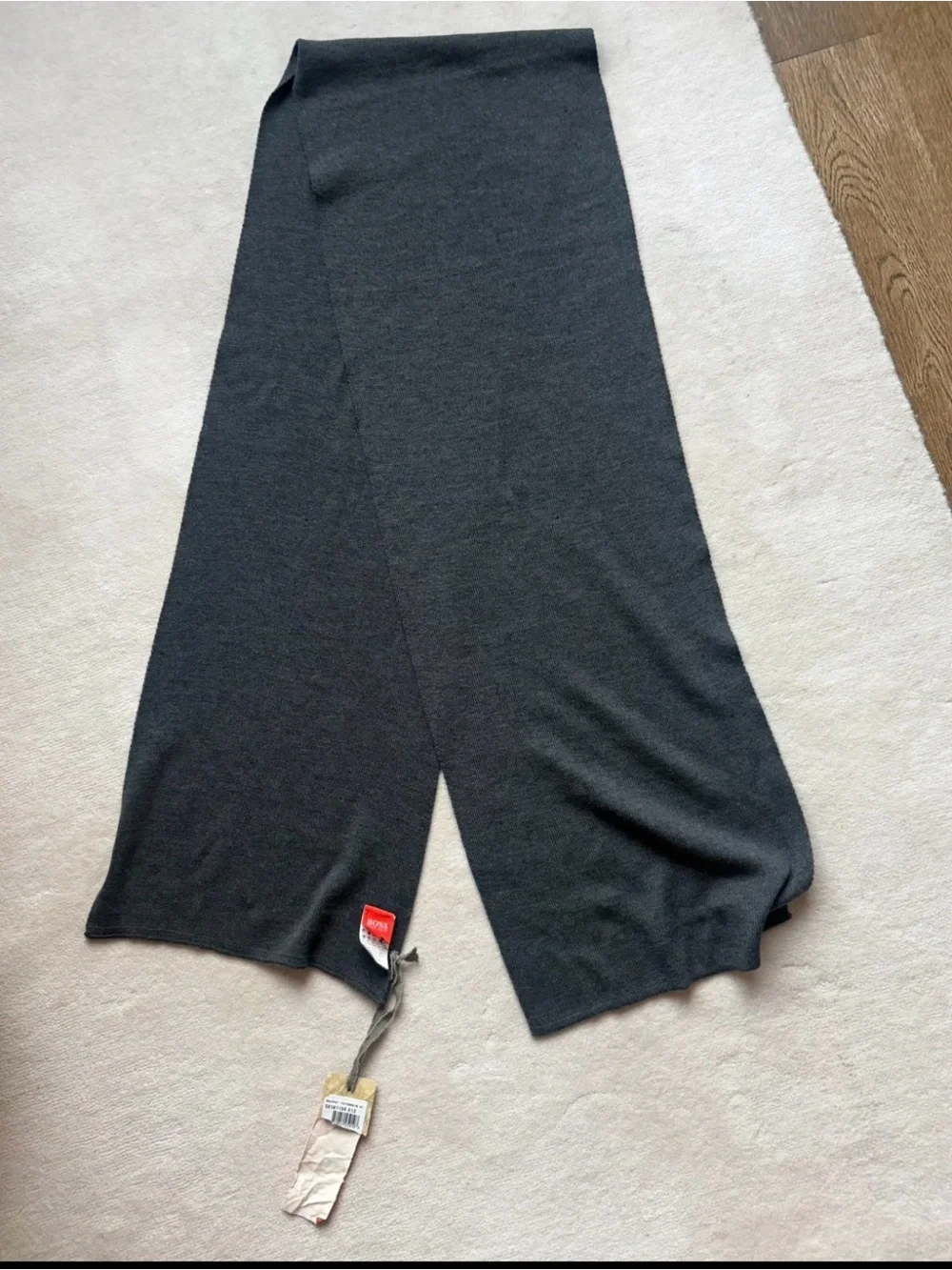 BOSS Hugo Boss Men’s Charcoal Gray Wool Scarf NWT